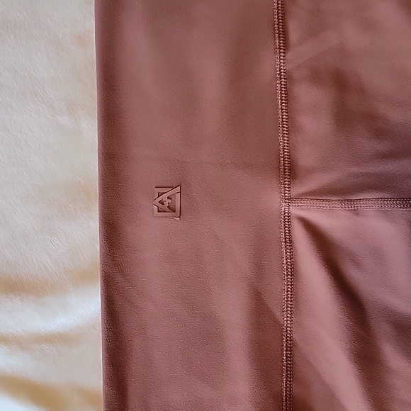 Avalanche outdoor supply company legging - Picture 4 of 4